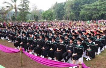 Image for ပဝဲကညီကူၣ်သ့ဆဲးလၤဝဲၤကျိၤ သးခုဃုၥ်ဒီးဖုဒူပျၥ်ယၥ်ခီလ့ၣ်ကၠိ(PDJC) လၢတၢ်မၤလၤကပီၤတၢ်ပျၢ်ကၠိအမူးဖဲ (၉/၄/၂၀၂၅)အနံၤန့ၣ်လီၤ.